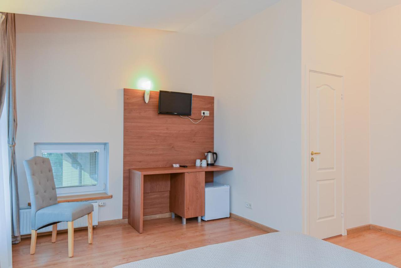 Tako Baras Hotel Klaipėda Buitenkant foto