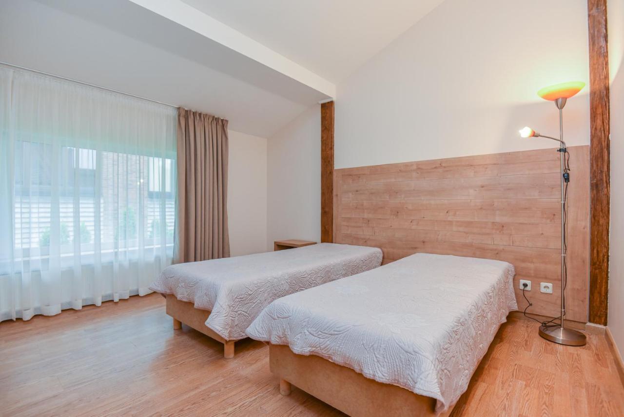 Tako Baras Hotel Klaipėda Buitenkant foto
