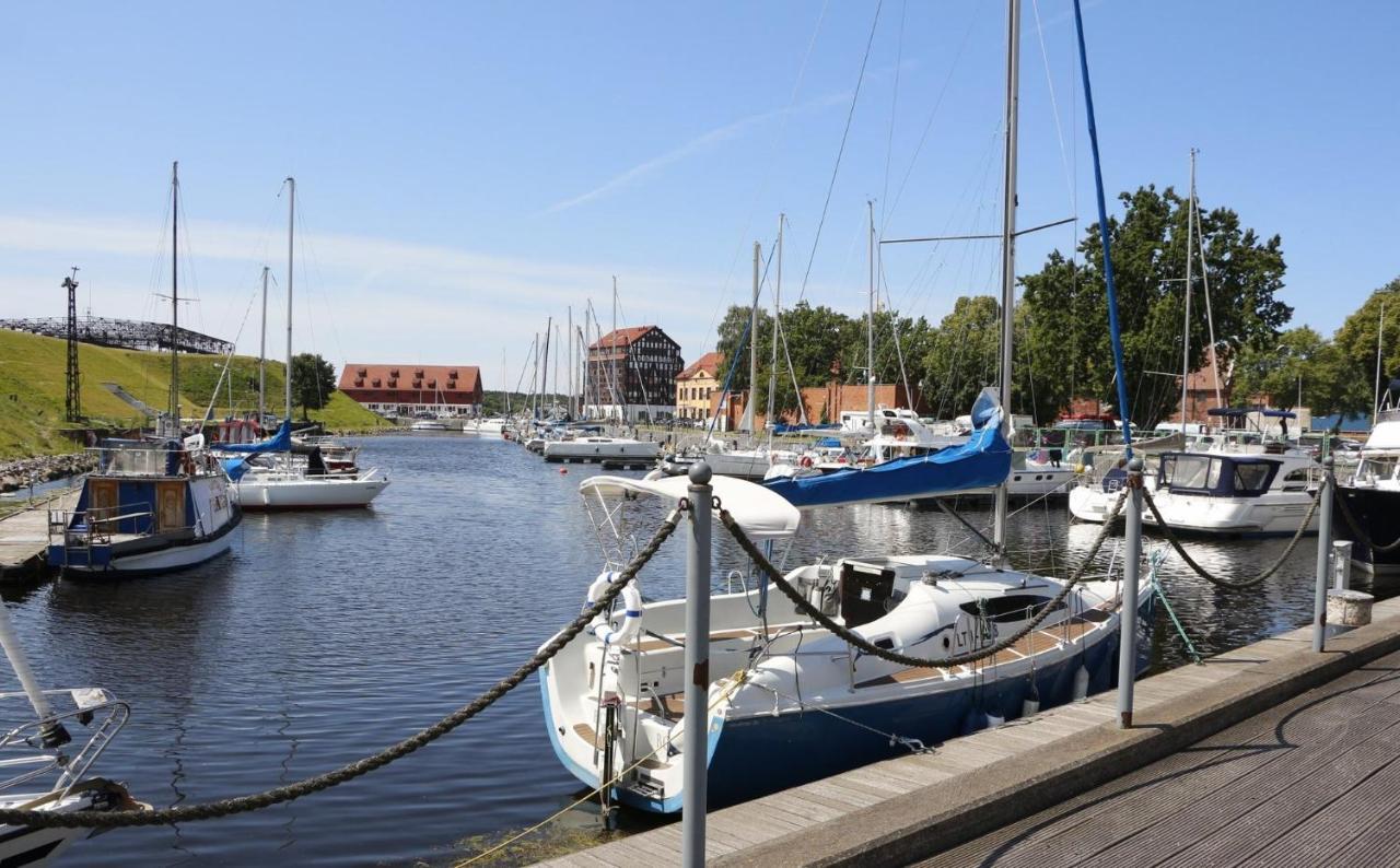 Tako Baras Hotel Klaipėda Buitenkant foto